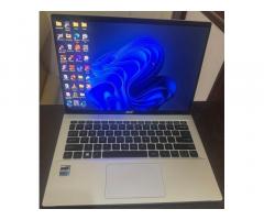 Acer SWIFT Go 14 Intel Evo i5 H series with OLED Screen