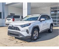 Selling My 2023 Toyota Rav 4 XLE AWD