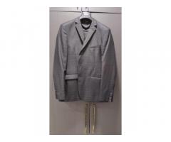 RAYMOND SUIT EXCELLENT CONDITION