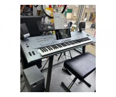 Yamaha Tyros 5 Digital Keyboard