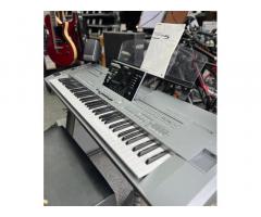 Yamaha Tyros 5 Digital Keyboard