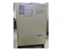 Microtek Oxygen concentrator 10liters(Dual Flow) and hospital bed