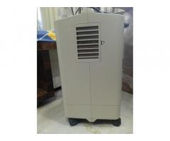Microtek Oxygen concentrator 10liters(Dual Flow) and hospital bed