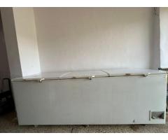 deep freeze 820 liters - - 6