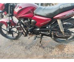 Honda shine 125 bike not much used usually ride in madhubani only price is not changeable