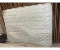 ✨ Queen Size Mattress – Excellent Condition – Only ₹5000 ✨