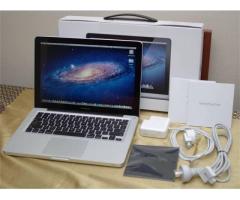 Apple 13" MacBook Pro - Silver - MLUQ2LL/A - Image 1/4