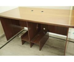Large Computer Table - Image 1/4