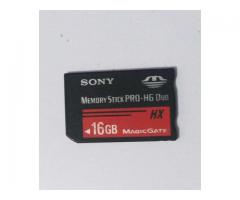Sony 16GB HG DUO memory card - Image 1/3