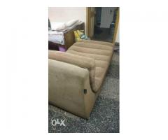 Sofa Diwan style - good condition - Image 1/4