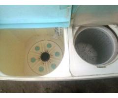 Second Hand Semi Automatic Washing Machine - Image 1/2
