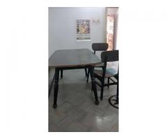 Dining table - Image 1/2