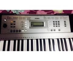 Yamaha PSR E353 keyboard - Image 1/2