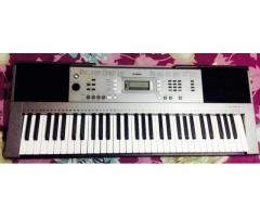 Yamaha PSR E353 keyboard - Image 2/2