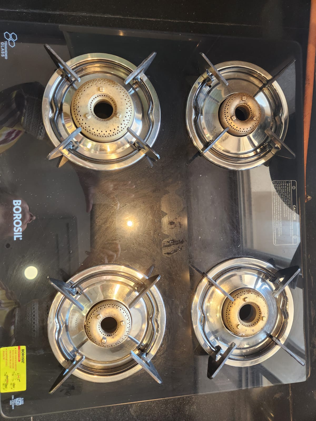 Borosil Flare Glasstop Gas stove, 4 Burners, 10 days Use Only - Thumbnail 4