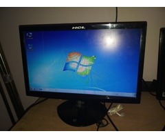 HCL 18.5" LED MONITOR SELL WITH FREE HP 16GB USB FLASH DRIVE - Image 1/2