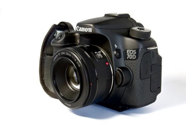 Canon 70d with 1.8 & 18-55 STM Lense Guwahati - Buy Used Products Online India | SecondHandBazaar.in