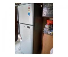 Samsung refrigerator 320 LTR - 2