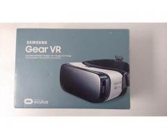 Samsung Gear VR Controller - Powered by Oculus Brand with Box - Image 1/5